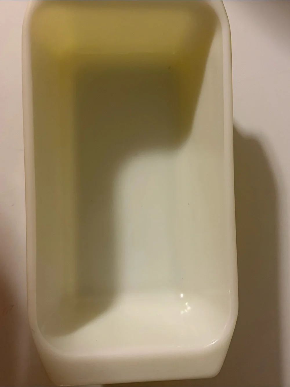Vintage Pyrex 913 Yellow Loaf Pan 1.5 Qt Milk Glass Baking Dish USA 1970’s